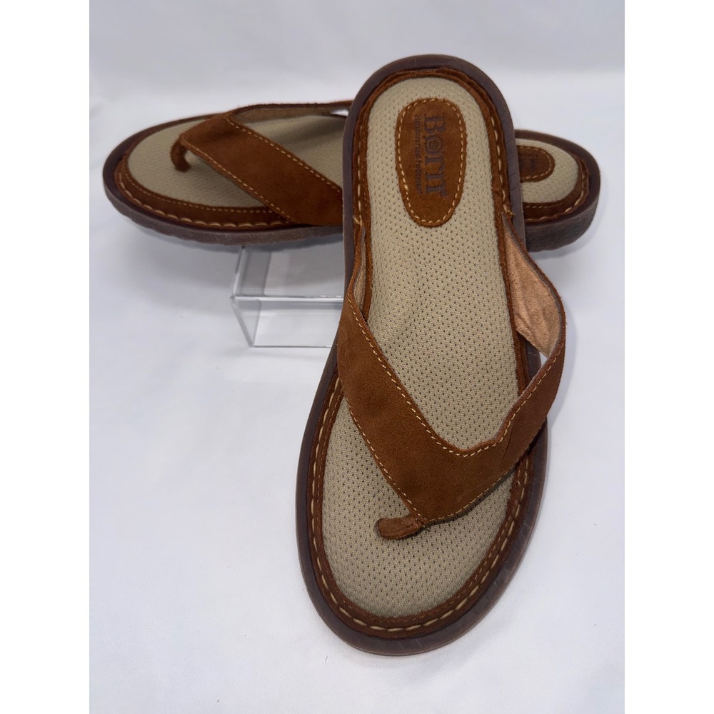 NEW Born Mens Brown Leather Thong Sandals Flip Flops BM0014751 Size 10/43